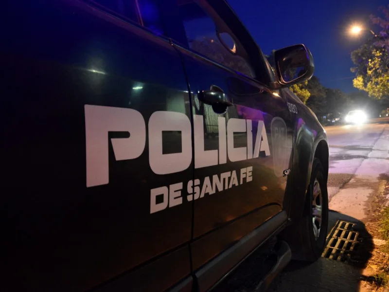 Asesinan a tiros a una joven de 18 años en barrio Tablada