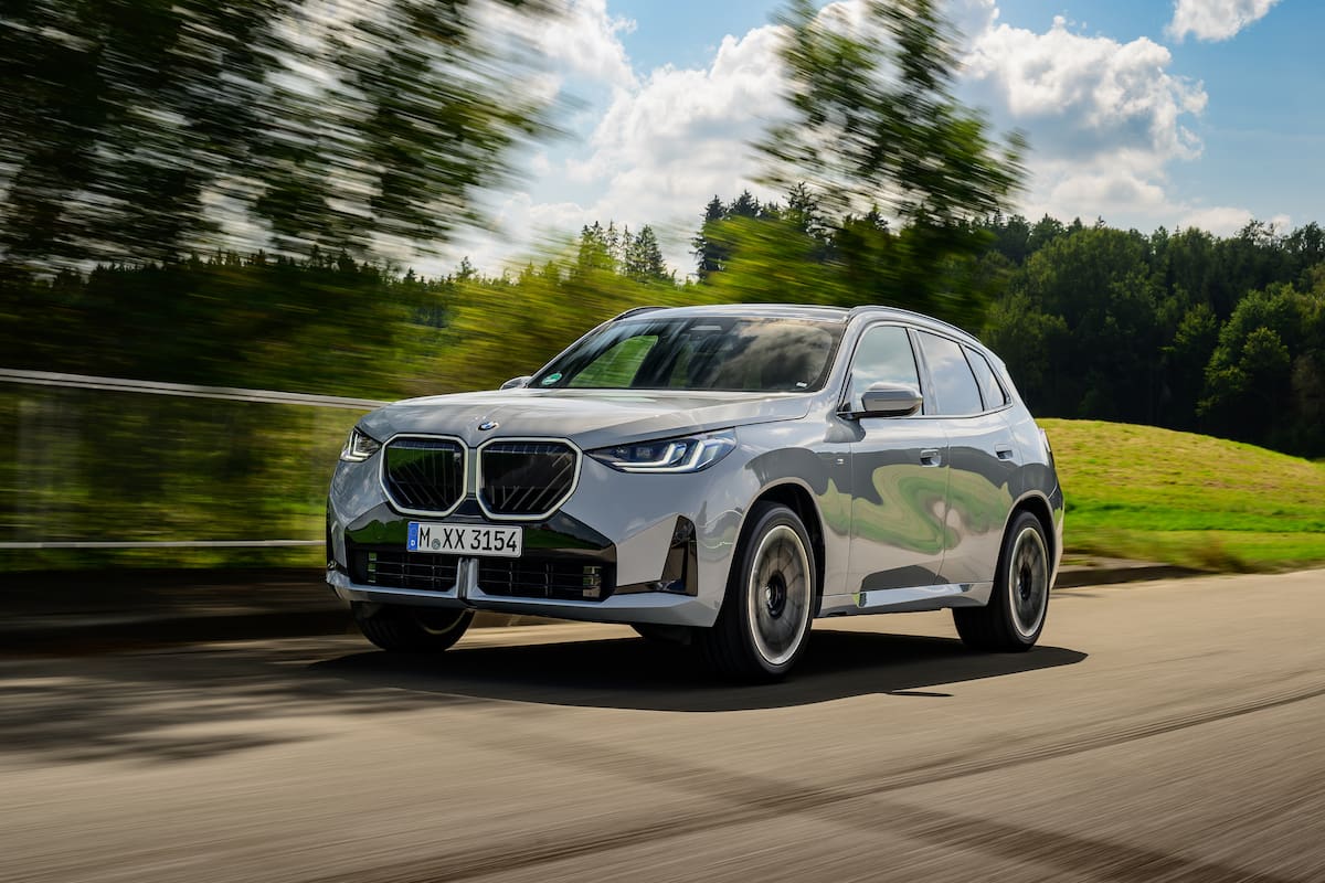 BMW suma al X3 una versión mild hybrid y la trae desde Estados Unidos
