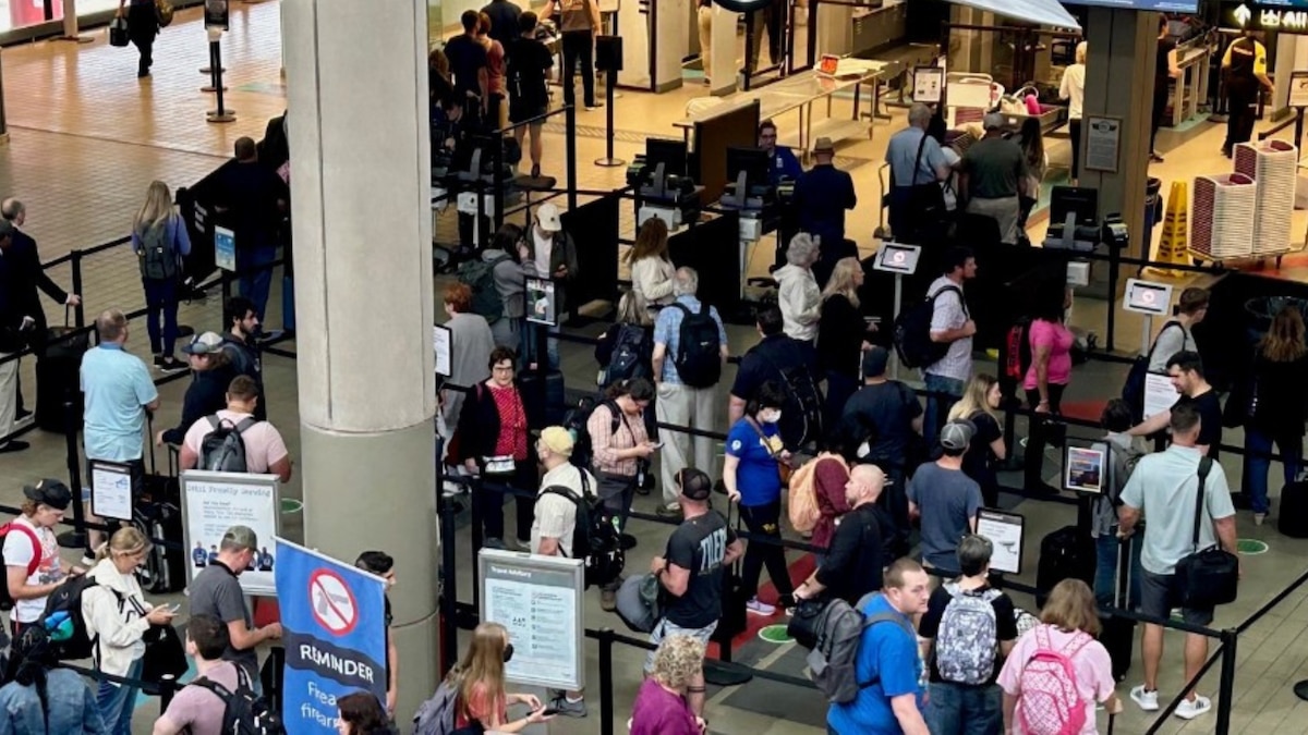 Caos en aeropuertos de EE. UU.: falta de pago a empleados de la TSA complica el Spring Break