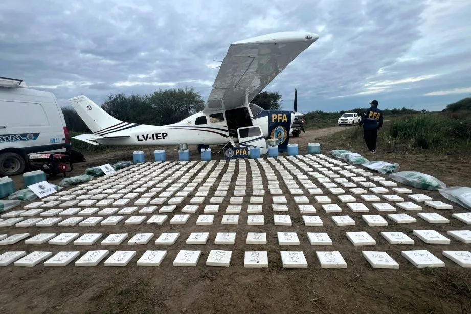 Imputaron a ocho por la avioneta con 442 kg de cocaína hallada en Vera