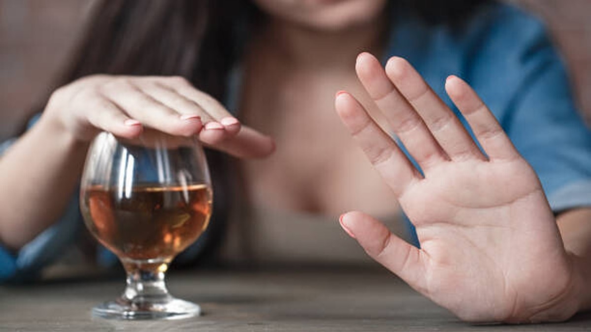 Qué hábitos evitar después de los 40, según un gastroenterólogo y la evidencia