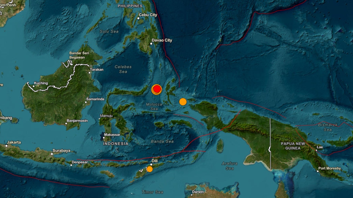 Terremoto 7,4 en Indonesia activa alerta de tsunami y provoca daños locales